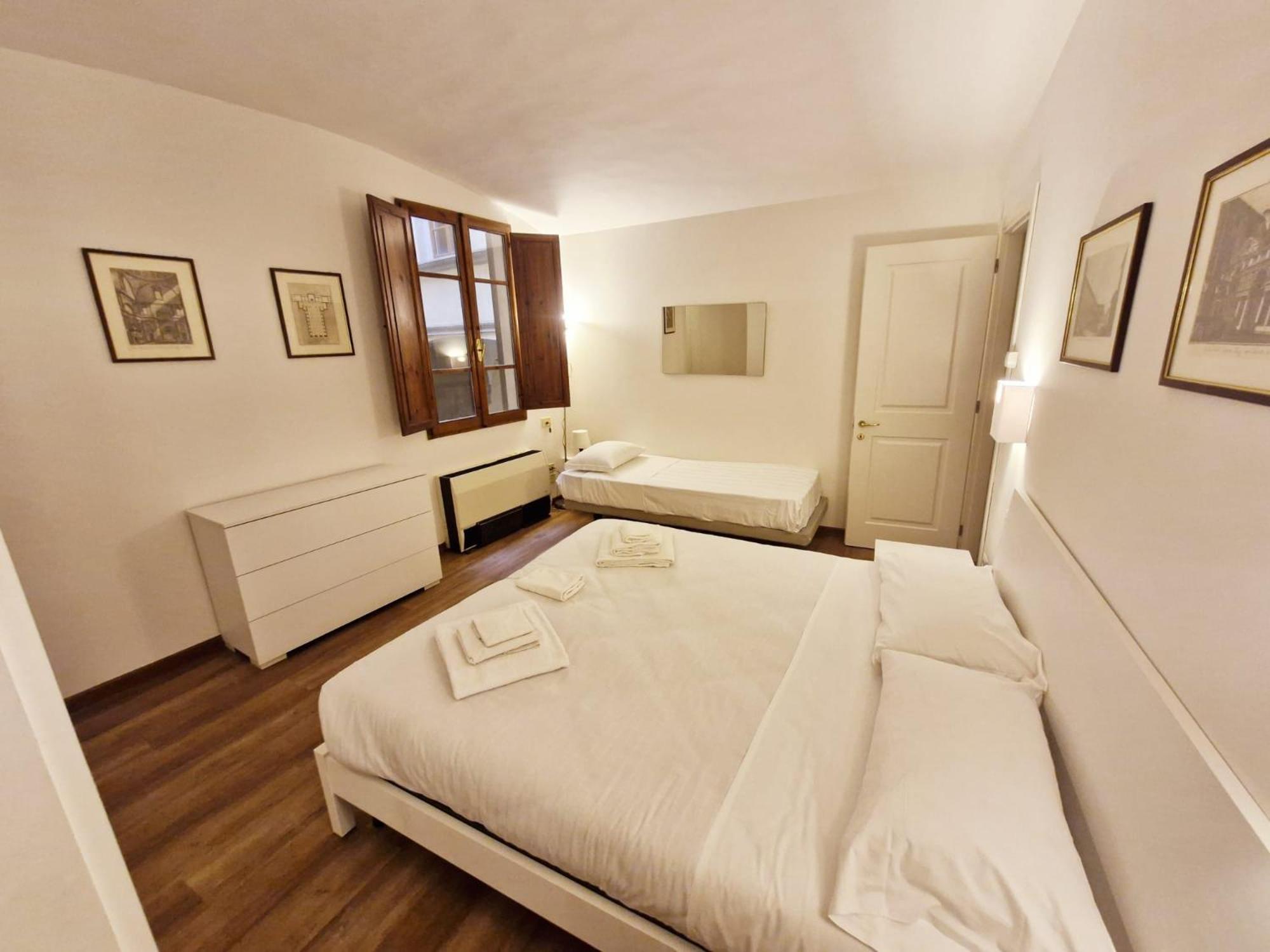 Apartments Close To Duomo Флоренция Номер фото